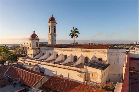 The Catedral de la Purisima Concepcion in Plaza Jose Marti, Cienfuegos, UNESCO World Heritage Site, Cuba, West Indies, Caribbean, Central America Photographie de stock - Premium Libres de Droits, Code: 6119-09073812