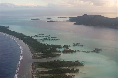simsearch:872-08689487,k - Aerial of Bora Bora, Society Islands, French Polynesia, Pacific Stock Photo - Premium Royalty-Free, Code: 6119-09074228