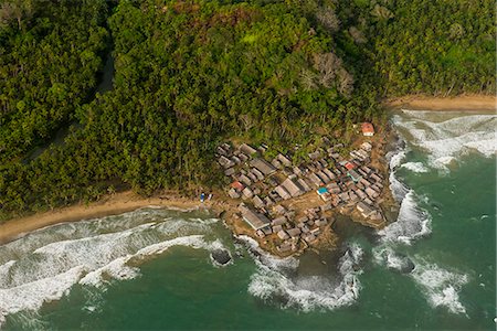 san blas islands - Aerial of a tiny village, San Blas Islands, Kuna Yala, Panama, Central America Foto de stock - Sin royalties Premium, Código: 6119-09074335