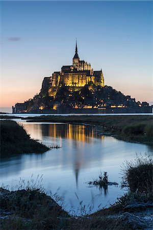 simsearch:879-09033308,k - Tide growing at dusk, Mont-Saint-Michel, UNESCO World Heritage Site, Normandy, France, Europe Photographie de stock - Premium Libres de Droits, Code: 6119-09074596