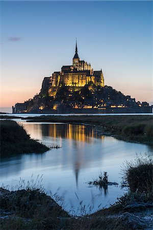 Tide growing at dusk, Mont-Saint-Michel, UNESCO World Heritage Site, Normandy, France, Europe Stock Photo - Premium Royalty-Free, Code: 6119-09074596