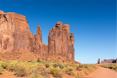 Rock formations, Monument Valley, Navajo Tribal Park, Arizona, United States of America, North America Foto de stock - Sin royalties Premium, Código: 6119-09074532