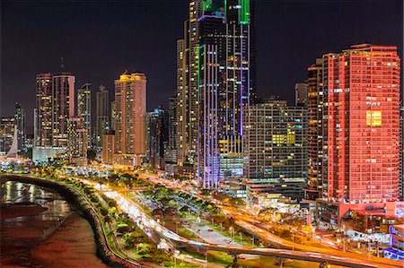 panama - City skyline at night, Panama City, Panama, Central America Foto de stock - Sin royalties Premium, Código: 6119-09074912