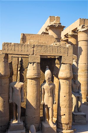 The First Court, Luxor Temple, UNESCO World Heritage Site, Luxor, Egypt, North Africa, Africa Photographie de stock - Premium Libres de Droits, Code: 6119-09085456