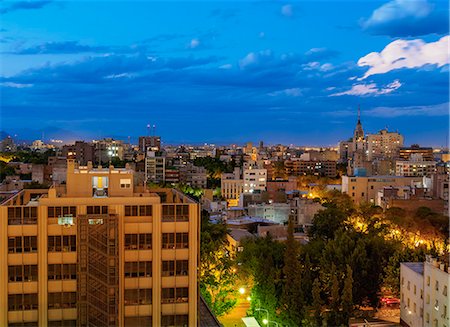 simsearch:6119-09253205,k - Cityscape of Mendoza, twilight, Argentina, South America Photographie de stock - Premium Libres de Droits, Code: 6119-09085596