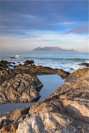 View of Table Mountain from Bloubergstrand, Cape Town, Western Cape, South Africa, Africa Photographie de stock - Premium Libres de Droits, Code: 6119-09085678