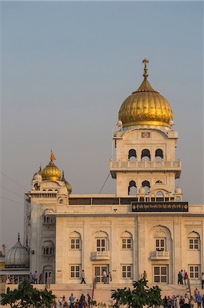 Gurdwara Bangla Sahib, a Sikh temple, New Delhi, Delhi, India, Asia Stock Photo - Premium Royalty-Free, Code: 6119-09147101