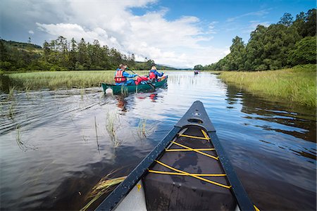 Canoeing Loch Oich, along the Caledonian Canal, near Fort William, Scottish Highlands, Scotland, United Kingdom, Europe Foto de stock - Sin royalties Premium, Código: 6119-09147122