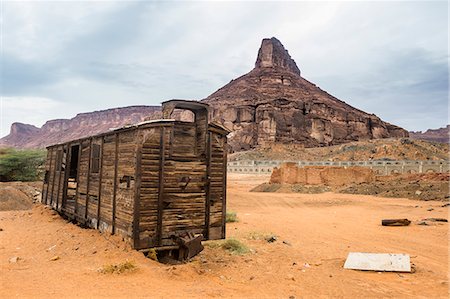 Old wagon in the sand, Hijaz railway station, Al Ula, Saudi Arabia, Middle East Fotografie stock - Premium Royalty-Free, Codice: 6119-09156465