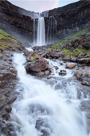 simsearch:841-08357514,k - Fossa waterfall, Sunda municipality, Streymoy Island, Faroe Islands, Denmark, Europe Photographie de stock - Premium Libres de Droits, Code: 6119-09161670