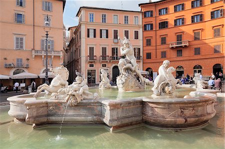 piazza navona - Neptune Fountain (Fontana del Nettuno), Piazza Navona, Rome, Lazio, Italy, Europe Photographie de stock - Premium Libres de Droits, Code: 6119-09169997