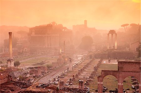 roman column - Roman Forum (Foro Romano) at sunrise, UNESCO World Heritage Site, Rome, Lazio, Italy, Europe Stock Photo - Premium Royalty-Free, Code: 6119-09170002