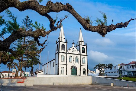 simsearch:6119-08268198,k - Church of Santa Maria, Island of Pico, Azores, Portugal, Atlantic, Europe Foto de stock - Sin royalties Premium, Código: 6119-09170123