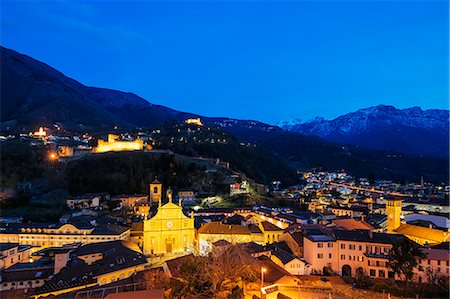 Castelgrande and La Collegiata church of St. Peter and Stephan, UNESCO World Heritage Site, Bellinzona, Ticino, Switzerland, Europe Stock Photo - Premium Royalty-Free, Code: 6119-09170229