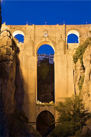 simsearch:6119-08266639,k - Puente Nuevo (New Bridge) floodlit at night, Ronda, Andalucia, Spain, Europe Stock Photo - Premium Royalty-Free, Code: 6119-09170341