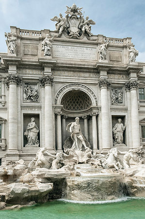 fontana di trevi - The Trevi Fountain, famously featured in the film La Dolce Vita, Rome, Lazio, Italy, Europe Fotografie stock - Premium Royalty-Free, Codice: 6119-09182446