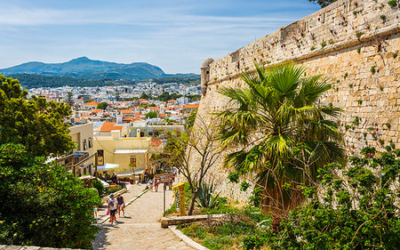 Fortezza castle wall and Rethymnon old town, Crete, Greek Islands, Greece, Europe Fotografie stock - Premium Royalty-Free, Codice: 6119-09182760