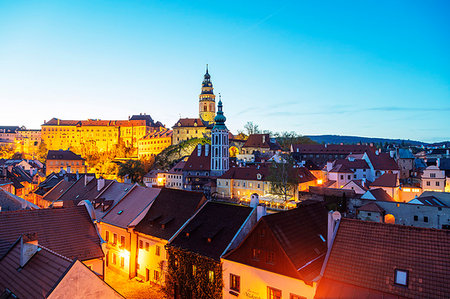 simsearch:6119-09182965,k - Cesky Krumlov Castle dating back to 1240, Cesky Krumlov, UNESCO World Heritage Site, South Bohemia, Czech Republic, Europe Foto de stock - Sin royalties Premium, Código: 6119-09182868