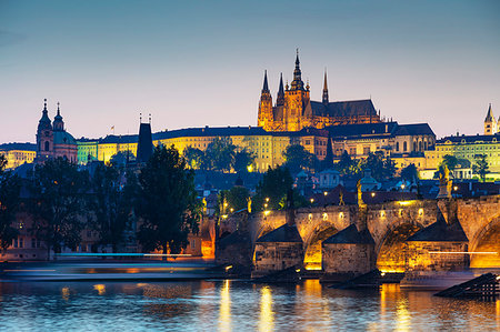 Prague Castle and St. Vitus Cathedral above Vltava River, Prague, UNESCO World Heritage Site, Bohemia, Czech Republic, Europe Stock Photo - Premium Royalty-Free, Code: 6119-09182880