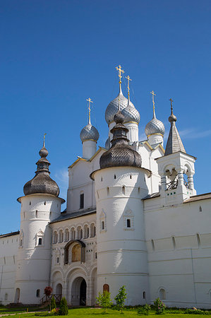 simsearch:6119-09182904,k - Resurrection of Christ Gate Church, Kremlin, Rostov Veliky, Golden Ring, Yaroslavl Oblast, Russia, Europe Foto de stock - Sin royalties Premium, Código: 6119-09182897