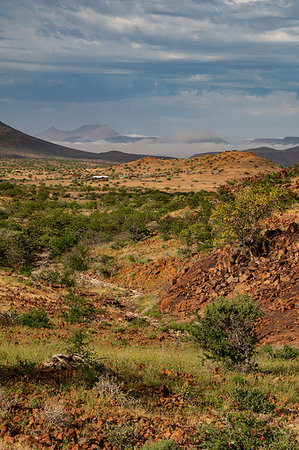 simsearch:6119-09074312,k - Colourful rocky landscape high up in the hills, with mountain camp in the background, Etendeka, Namibia, Africa Stockbilder - Premium RF Lizenzfrei, Bildnummer: 6119-09182837