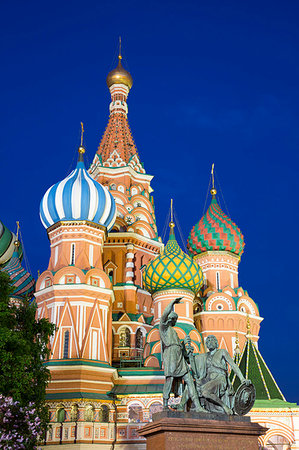 Evening, St. Basil's Cathedral, Red Square, UNESCO World Heritage Site, Moscow, Russia, Europe Photographie de stock - Premium Libres de Droits, Code: 6119-09182913