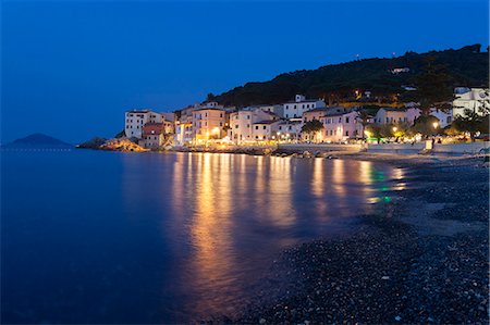 simsearch:6119-08797180,k - The old village of Marciana Marina at dusk, Elba Island, Livorno Province, Tuscany, Italy, Europe Stock Photo - Premium Royalty-Free, Code: 6119-09101735