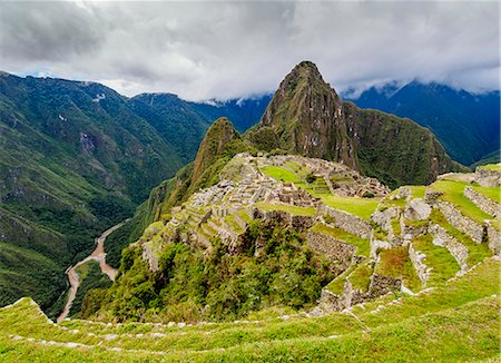 simsearch:6119-09170097,k - Machu Picchu Ruins, UNESCO World Heritage Site, Cusco Region, Peru, South America Stock Photo - Premium Royalty-Free, Code: 6119-09101811