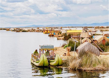 simsearch:400-03941660,k - Uros Floating Islands, elevated view, Lake Titicaca, Puno Region, Peru, South America Stock Photo - Premium Royalty-Free, Code: 6119-09101818