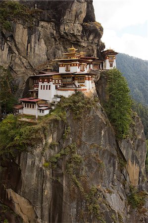 simsearch:6119-09127090,k - The Taktsang (Tigers Nest) Monastery, Paro, Bhutan, Himalayas, Asia Stock Photo - Premium Royalty-Free, Code: 6119-09127060