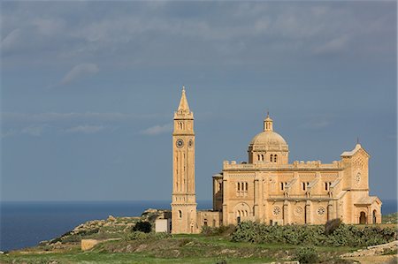 simsearch:400-08695427,k - Ta' Pinu church on the island of Gozo, Malta, Mediterranean, Europe Foto de stock - Sin royalties Premium, Código: 6119-09127129