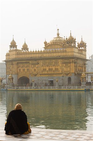 Sikh devotee of the Golden Temple, Amritsar, the Punjab, India, Asia Foto de stock - Sin royalties Premium, Código: 6119-09134842