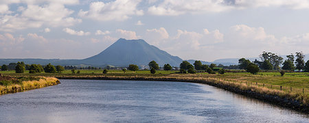 Mount Edgecumbe (Putauaki), near Whakatane, Bay of Plenty, North Island, New Zealand, Pacific Stock Photo - Premium Royalty-Free, Code: 6119-09252592