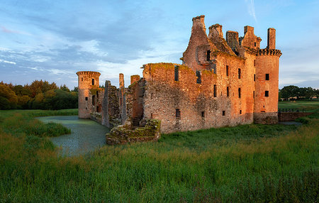 simsearch:6119-09073785,k - Caerlaverock Castle, Dumfries and Galloway, Scotland, United Kingdom, Europe Photographie de stock - Premium Libres de Droits, Code: 6119-09203071