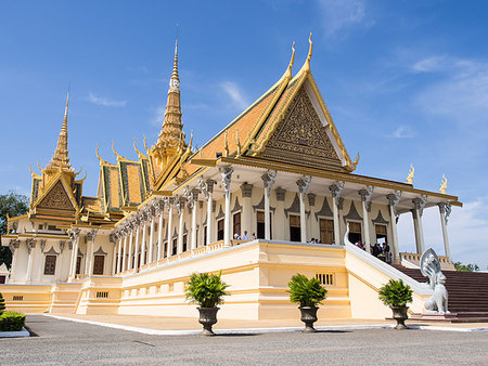 simsearch:6119-09203394,k - The throne hall at the Royal Palace, Phnom Penh, Cambodia, Indochina, Southeast Asia, Asia Photographie de stock - Premium Libres de Droits, Code: 6119-09203143