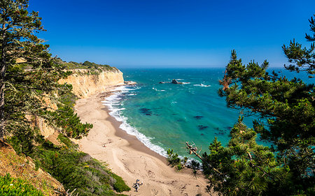simsearch:841-09229813,k - View of beach and cliffs on Highway 1 near Davenport, California, United States of America, North America Stock Photo - Premium Royalty-Free, Code: 6119-09203325