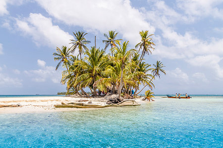 san blas islands - The beautiful Island Pelicano in the San Blas Islands, Kuna Yala, Panama, Central America Stock Photo - Premium Royalty-Free, Code: 6119-09203435