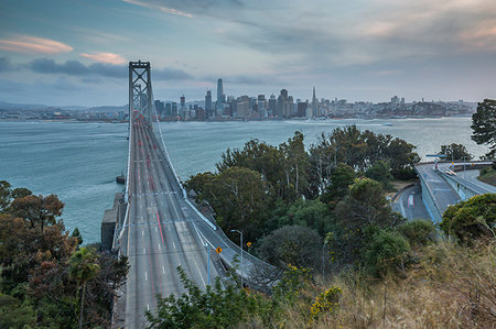 simsearch:6119-09214173,k - View of San Francisco skyline and Oakland Bay Bridge from Treasure Island at dusk, San Francisco, California, United States of America, North America Stock Photo - Premium Royalty-Free, Code: 6119-09203620