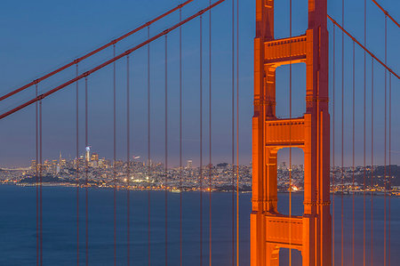 simsearch:6119-07651956,k - View of Golden Gate Bridge from Golden Gate Bridge Vista Point at dusk, San Francisco, California, United States of America, North America Stockbilder - Premium RF Lizenzfrei, Bildnummer: 6119-09203632