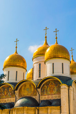 simsearch:6119-09203374,k - The domes of the The Cathedral of the Annunciation inside the Kremlin, UNESCO World Heritage Site, Moscow, Russia, Europe Photographie de stock - Premium Libres de Droits, Code: 6119-09214071