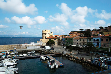 simsearch:841-08220792,k - Giglio port, Tuscany, Italy, Europe Foto de stock - Royalty Free Premium, Número: 6119-09214297