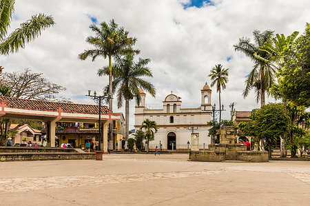 The Catolica Church on the main square in Copan Town, Copan, Honduras, Central America Stock Photo - Premium Royalty-Free, Code: 6119-09214220