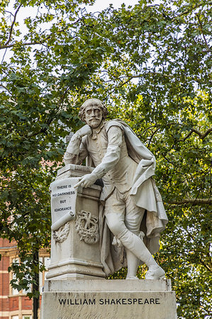 simsearch:6119-09214227,k - The William Shakespeare statue in Leicester Square, London, England, United Kingdom, Europe Foto de stock - Royalty Free Premium, Número: 6119-09214227