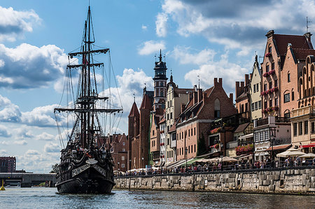 danzig - Hanseatic League houses on the Motlawa River, Gdansk, Poland, Europe Photographie de stock - Premium Libres de Droits, Code: 6119-09228597