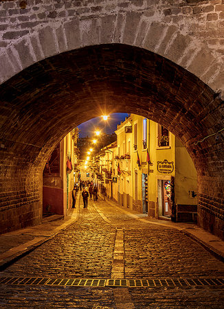 province backgrounds - La Ronda Street at twilight, Old Town, Quito, Pichincha Province, Ecuador, South America Stock Photo - Premium Royalty-Free, Code: 6119-09228687