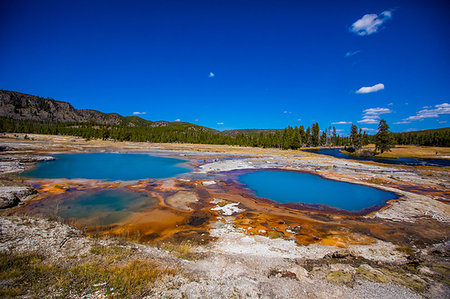 Grand Prismstic Spring, Yellowstone National Park, UNESCO World Heritage Site, Wyoming, United States of America, North America Foto de stock - Sin royalties Premium, Código: 6119-09228628