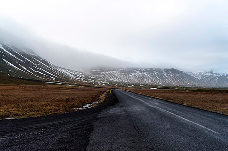 simsearch:6119-09228954,k - Road 54 at the peninsula above Reykjavik early in the morning, Iceland, Polar Regions Stock Photo - Premium Royalty-Free, Code: 6119-09228884