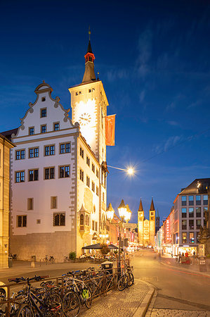 Rathaus (Town Hall) at dusk, Wurzburg, Bavaria, Germany, Europe Stockbilder - Premium RF Lizenzfrei, Bildnummer: 6119-09228968