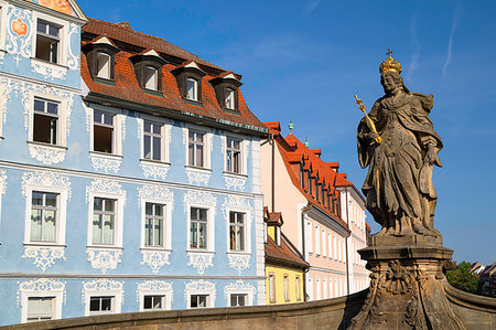 simsearch:6119-09228613,k - Kaiserin Kunigund statue, Bamberg, UNESCO World Heritage Site, Bavaria, Germany, Europe Foto de stock - Sin royalties Premium, Código: 6119-09228981