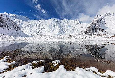 simsearch:400-05270904,k - Communism Peak (Ismoil Somoni Peak), 7495m, Moskvina, Tajik National Park (Mountains of the Pamirs), UNESCO World Heritage Site, Tajikistan, Central Asia, Asia Foto de stock - Royalty Free Premium, Número: 6119-09228922